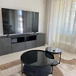 Casa Della Regina * سيرمِيوني