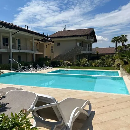 Casa Della Regina 公寓 西尔米奥奈