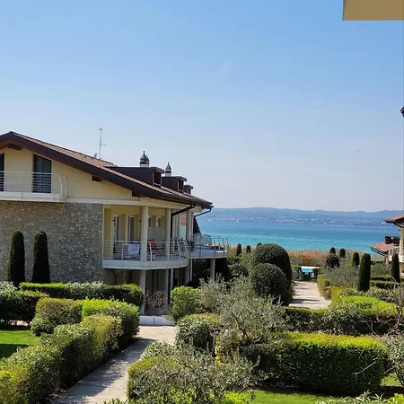 Casa Della Regina * 西尔米奥奈