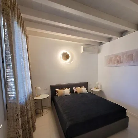 Casa Della Regina 公寓 西尔米奥奈